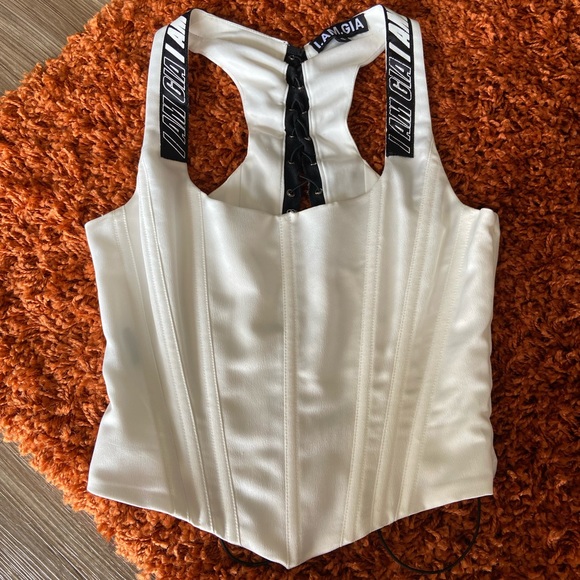 White corset - Picture 2 of 8